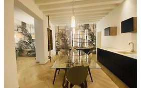 Sweet Time Venice, Luxury San Marco Frezzaria Apt!