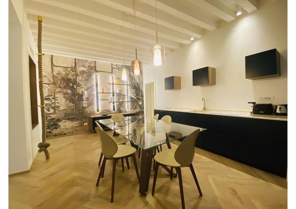 Sweet Time Venice, Luxury San Marco Frezzaria Apt! Exterior photo