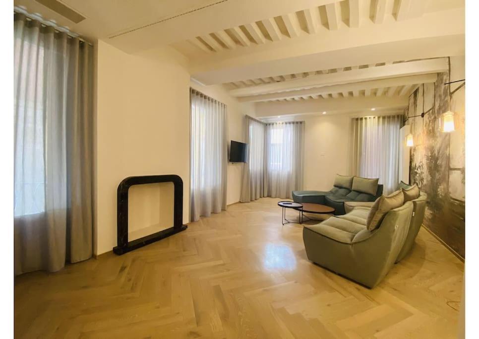 Sweet Time Venice, Luxury San Marco Frezzaria Apt! Exterior photo